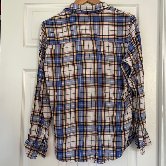 Gap Flannel- size small - Picture 2 of 6